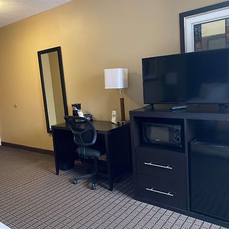 Surestay Plus By Best Western Jonestown Lebanon Valley Esterno foto