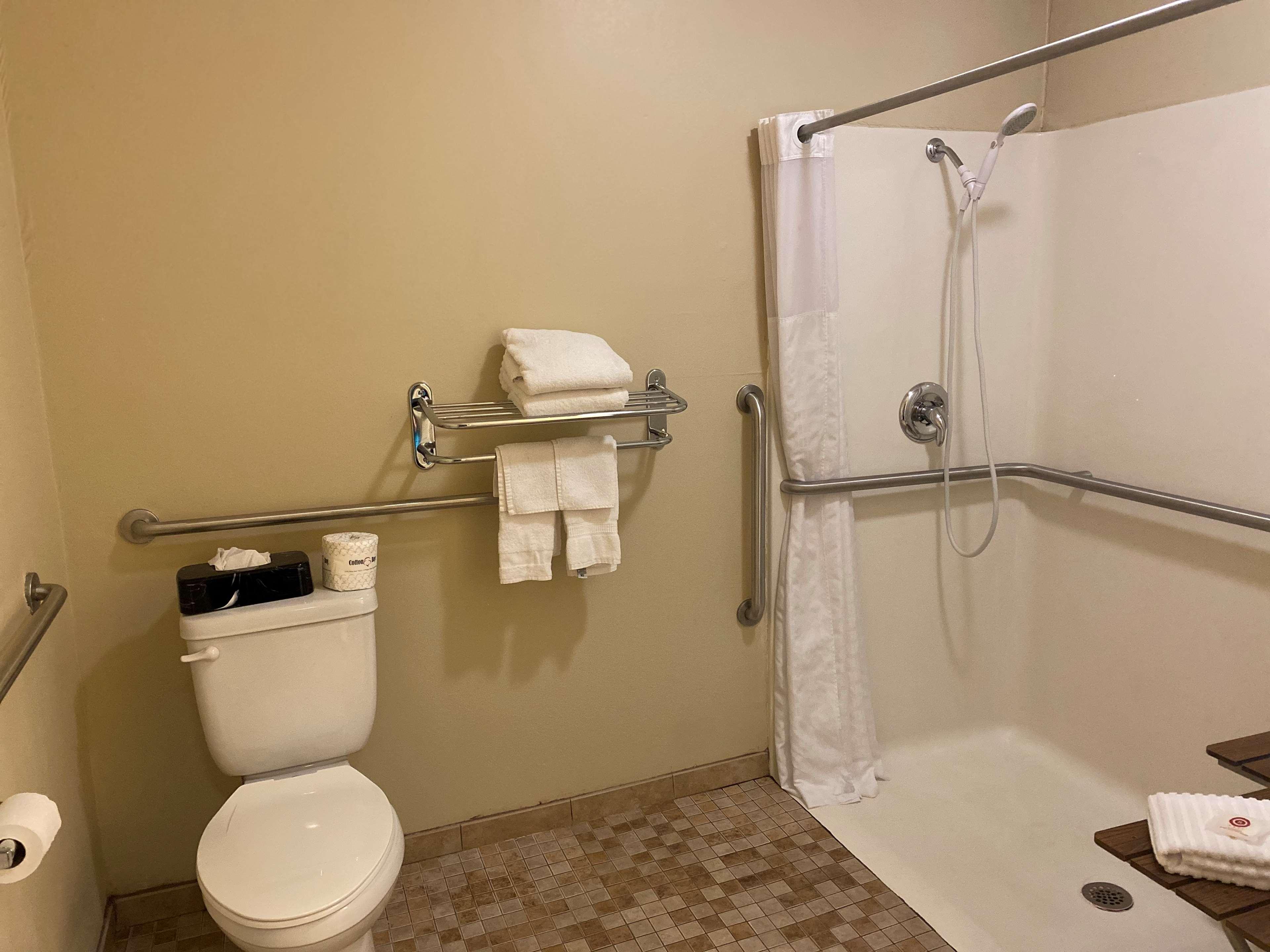 Surestay Plus By Best Western Jonestown Lebanon Valley Esterno foto